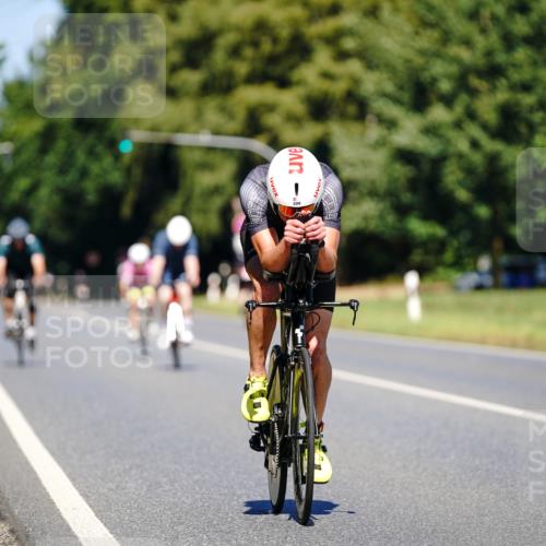 07.09.2025 - 19. Norderstedt Triathlon Michael Burmester http://msf.ph/oto/8844268 07.09.2025 13:05:56 Radfahren 209, 809 meine-sportfotos.de