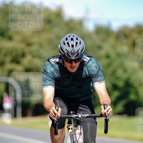 07.09.2025 - 19. Norderstedt Triathlon Michael Burmester http://msf.ph/oto/8844295 07.09.2025 13:06:02 Radfahren 232, 235, 334 meine-sportfotos.de