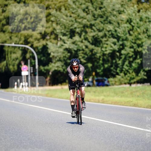 07.09.2025 - 19. Norderstedt Triathlon Michael Burmester http://msf.ph/oto/8844306 07.09.2025 13:06:30 Radfahren 345 meine-sportfotos.de