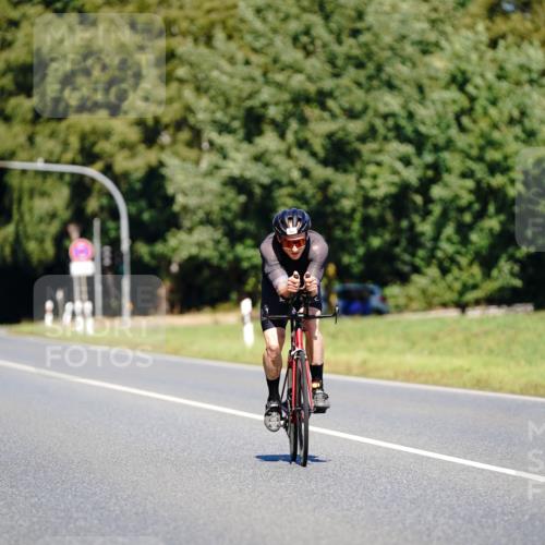 07.09.2025 - 19. Norderstedt Triathlon Michael Burmester http://msf.ph/oto/8844311 07.09.2025 13:06:30 Radfahren 345 meine-sportfotos.de
