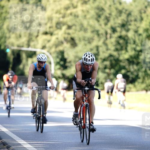 07.09.2025 - 19. Norderstedt Triathlon Michael Burmester http://msf.ph/oto/8844312 07.09.2025 15:59:37 Radfahren 412, 414, 508, 1106, 1419 meine-sportfotos.de