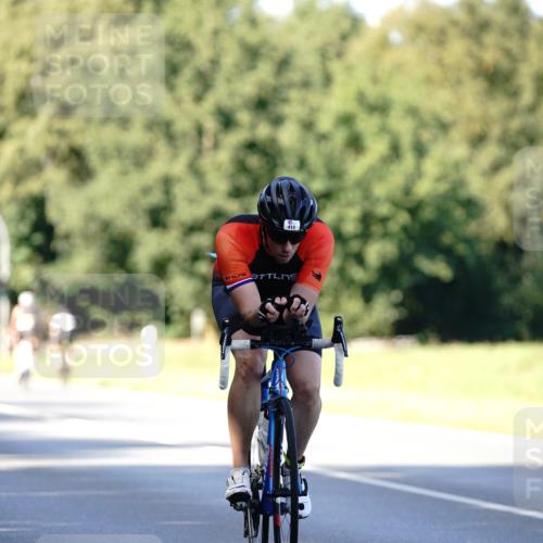 07.09.2025 - 19. Norderstedt Triathlon Michael Burmester http://msf.ph/oto/8844323 07.09.2025 15:59:39 Radfahren 412, 414, 508, 1106, 1419 meine-sportfotos.de