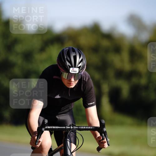 07.09.2025 - 19. Norderstedt Triathlon Michael Burmester http://msf.ph/oto/8844335 07.09.2025 10:28:04 Radfahren 1115 meine-sportfotos.de