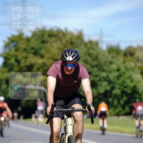 07.09.2025 - 19. Norderstedt Triathlon Michael Burmester http://msf.ph/oto/8844342 07.09.2025 13:06:55 Radfahren 264 meine-sportfotos.de