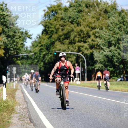07.09.2025 - 19. Norderstedt Triathlon Michael Burmester http://msf.ph/oto/8844350 07.09.2025 13:06:58 Radfahren 264, 1477 meine-sportfotos.de