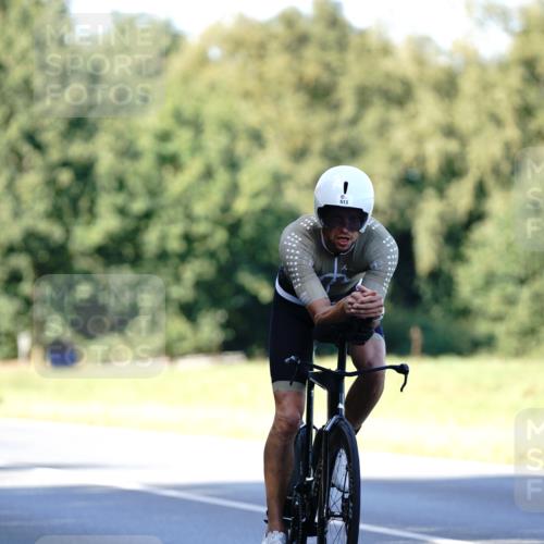 07.09.2025 - 19. Norderstedt Triathlon Michael Burmester http://msf.ph/oto/8844363 07.09.2025 15:59:53 Radfahren 506, 513, 541, 1405, 1473, 1544, 1552, 1568, 1572, 1594 meine-sportfotos.de