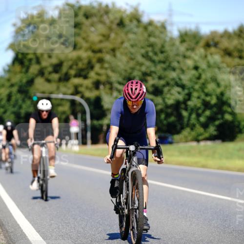 07.09.2025 - 19. Norderstedt Triathlon Michael Burmester http://msf.ph/oto/8844366 07.09.2025 13:07:05 Radfahren 270, 745, 1292 meine-sportfotos.de