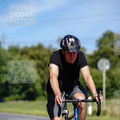 07.09.2025 - 19. Norderstedt Triathlon Michael Burmester http://msf.ph/oto/8844381 07.09.2025 13:07:10 Radfahren 358, 745 meine-sportfotos.de