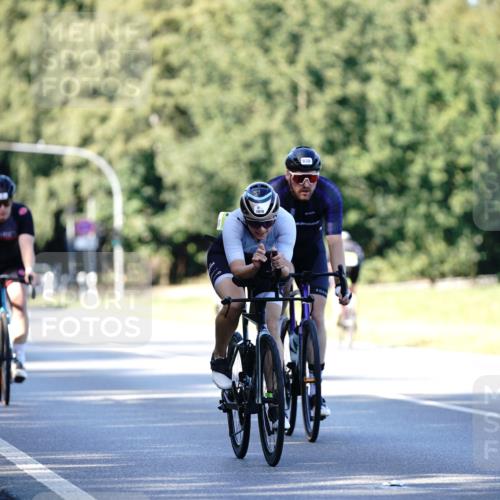 07.09.2025 - 19. Norderstedt Triathlon Michael Burmester http://msf.ph/oto/8844385 07.09.2025 15:59:59 Radfahren 381, 938, 1070, 1405, 1568 meine-sportfotos.de