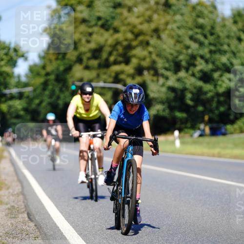 07.09.2025 - 19. Norderstedt Triathlon Michael Burmester http://msf.ph/oto/8844393 07.09.2025 13:07:15 Radfahren 179, 319, 333, 708 meine-sportfotos.de