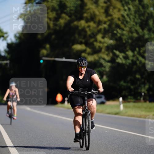 07.09.2025 - 19. Norderstedt Triathlon Michael Burmester http://msf.ph/oto/8844398 07.09.2025 10:30:11 Radfahren 1113 meine-sportfotos.de