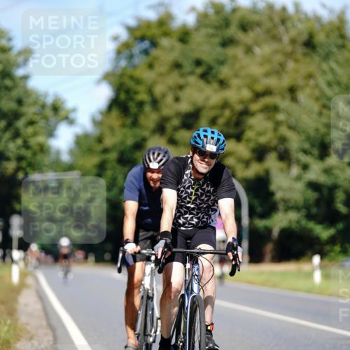07.09.2025 - 19. Norderstedt Triathlon Michael Burmester http://msf.ph/oto/8844417 07.09.2025 13:07:34 Radfahren 230, 360 meine-sportfotos.de