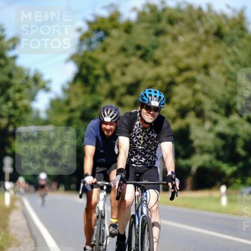 07.09.2025 - 19. Norderstedt Triathlon Michael Burmester http://msf.ph/oto/8844420 07.09.2025 13:07:34 Radfahren 230, 360 meine-sportfotos.de