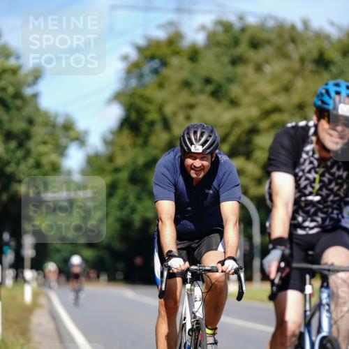 07.09.2025 - 19. Norderstedt Triathlon Michael Burmester http://msf.ph/oto/8844422 07.09.2025 13:07:34 Radfahren 230, 360 meine-sportfotos.de
