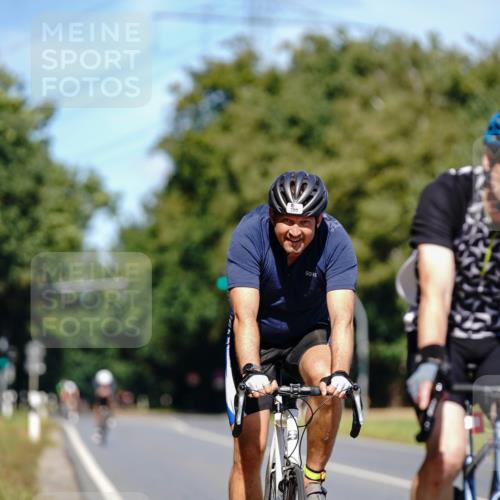 07.09.2025 - 19. Norderstedt Triathlon Michael Burmester http://msf.ph/oto/8844424 07.09.2025 13:07:34 Radfahren 230, 360 meine-sportfotos.de