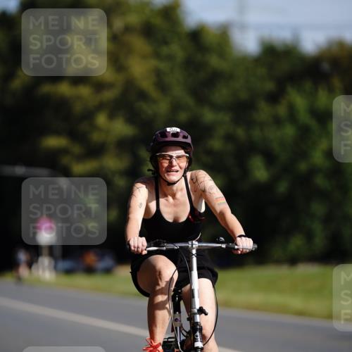 07.09.2025 - 19. Norderstedt Triathlon Michael Burmester http://msf.ph/oto/8844438 07.09.2025 10:31:48 Radfahren 1131 meine-sportfotos.de