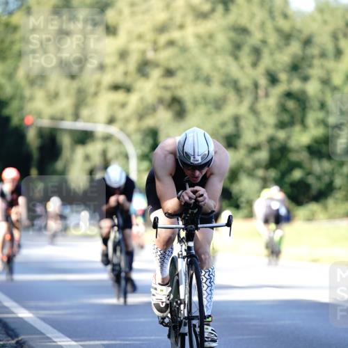 07.09.2025 - 19. Norderstedt Triathlon Michael Burmester http://msf.ph/oto/8844448 07.09.2025 16:00:31 Radfahren 1522, 1590 meine-sportfotos.de