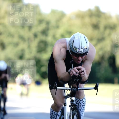 07.09.2025 - 19. Norderstedt Triathlon Michael Burmester http://msf.ph/oto/8844451 07.09.2025 16:00:32 Radfahren 1522, 1590 meine-sportfotos.de