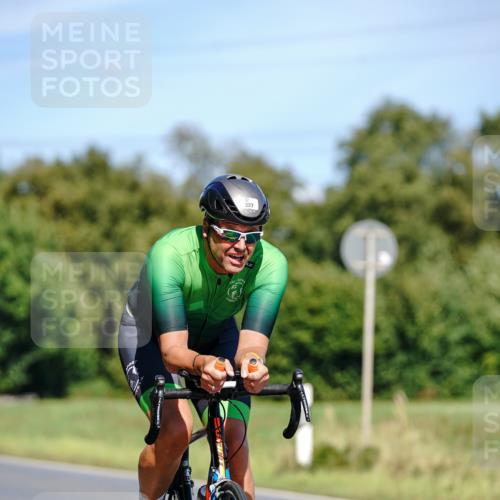 07.09.2025 - 19. Norderstedt Triathlon Michael Burmester http://msf.ph/oto/8844452 07.09.2025 13:07:52 Radfahren 327, 707 meine-sportfotos.de