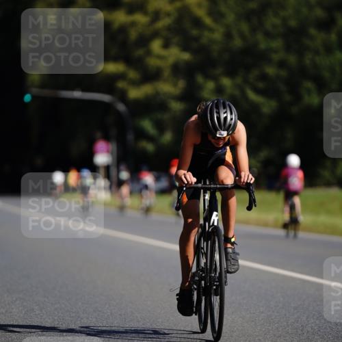 07.09.2025 - 19. Norderstedt Triathlon Michael Burmester http://msf.ph/oto/8844453 07.09.2025 10:35:07 Radfahren 646 meine-sportfotos.de