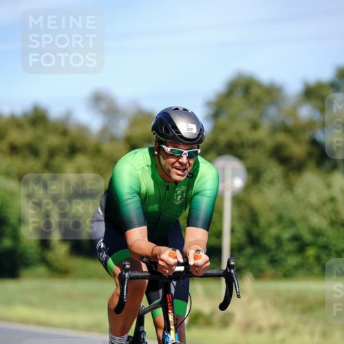 07.09.2025 - 19. Norderstedt Triathlon Michael Burmester http://msf.ph/oto/8844454 07.09.2025 13:07:52 Radfahren 327, 707 meine-sportfotos.de