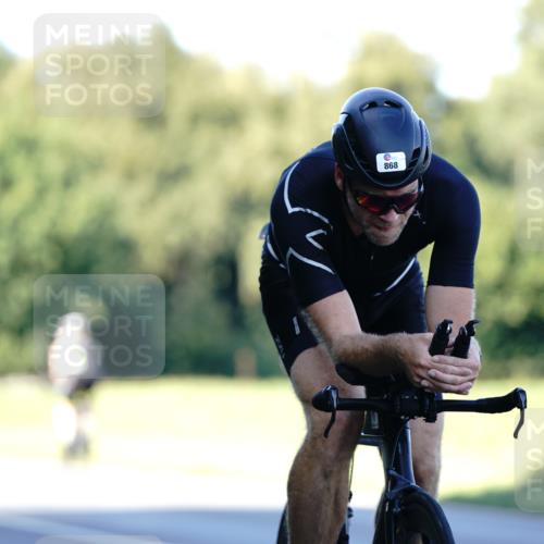 07.09.2025 - 19. Norderstedt Triathlon Michael Burmester http://msf.ph/oto/8844498 07.09.2025 16:00:41 Radfahren 527, 528, 868, 1600 meine-sportfotos.de
