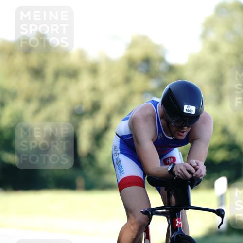 07.09.2025 - 19. Norderstedt Triathlon Michael Burmester http://msf.ph/oto/8844505 07.09.2025 16:00:42 Radfahren 527, 868, 1600 meine-sportfotos.de