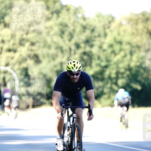 07.09.2025 - 19. Norderstedt Triathlon Michael Burmester http://msf.ph/oto/8844511 07.09.2025 16:00:45 Radfahren 384, 1600 meine-sportfotos.de