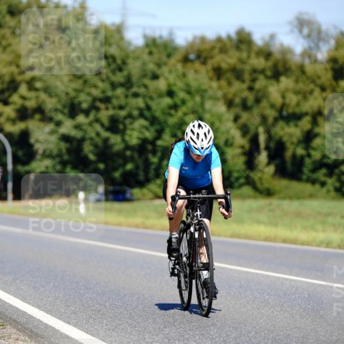 07.09.2025 - 19. Norderstedt Triathlon Michael Burmester http://msf.ph/oto/8844512 07.09.2025 13:09:24 Radfahren 321 meine-sportfotos.de