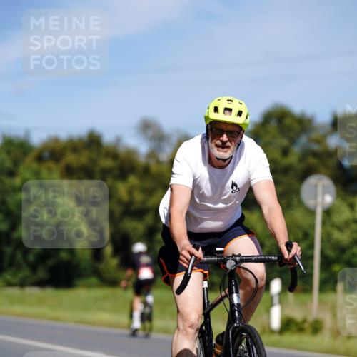 07.09.2025 - 19. Norderstedt Triathlon Michael Burmester http://msf.ph/oto/8844517 07.09.2025 13:09:29 Radfahren 312, 321 meine-sportfotos.de