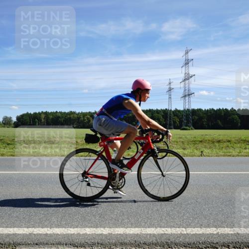07.09.2025 - 19. Norderstedt Triathlon Michael Burmester http://msf.ph/oto/8844542 07.09.2025 12:45:08 Radfahren 1295 meine-sportfotos.de