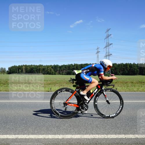 07.09.2025 - 19. Norderstedt Triathlon Michael Burmester http://msf.ph/oto/8844544 07.09.2025 14:51:05 Radfahren 399, 478 meine-sportfotos.de