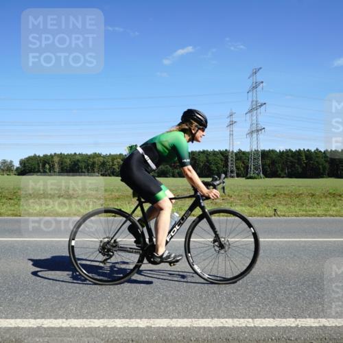 07.09.2025 - 19. Norderstedt Triathlon Michael Burmester http://msf.ph/oto/8844556 07.09.2025 14:51:12 Radfahren 466, 467 meine-sportfotos.de