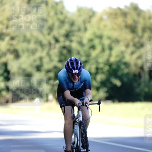 07.09.2025 - 19. Norderstedt Triathlon Michael Burmester http://msf.ph/oto/8844569 07.09.2025 16:00:58 Radfahren 416, 1105 meine-sportfotos.de
