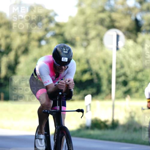 07.09.2025 - 19. Norderstedt Triathlon Michael Burmester http://msf.ph/oto/8844592 07.09.2025 16:01:08 Radfahren 540, 1068, 1516, 1530 meine-sportfotos.de