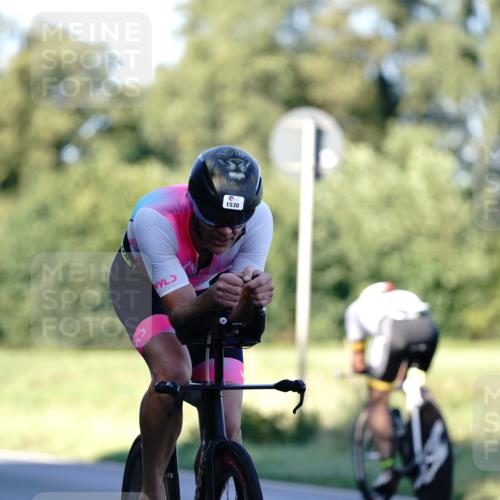 07.09.2025 - 19. Norderstedt Triathlon Michael Burmester http://msf.ph/oto/8844597 07.09.2025 16:01:08 Radfahren 540, 1068, 1516, 1530 meine-sportfotos.de