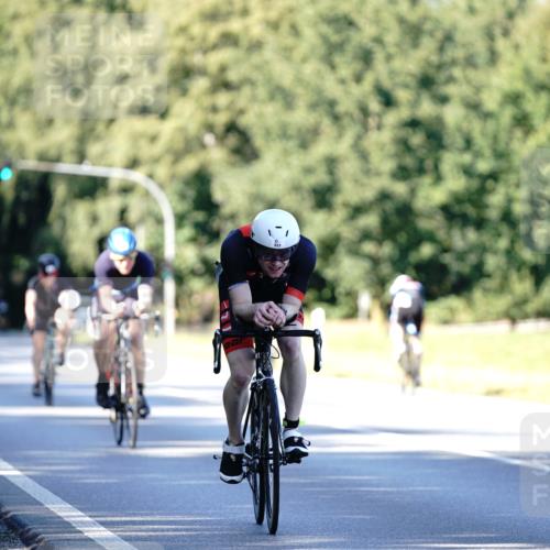 07.09.2025 - 19. Norderstedt Triathlon Michael Burmester http://msf.ph/oto/8844644 07.09.2025 16:01:25 Radfahren 397, 523, 909 meine-sportfotos.de