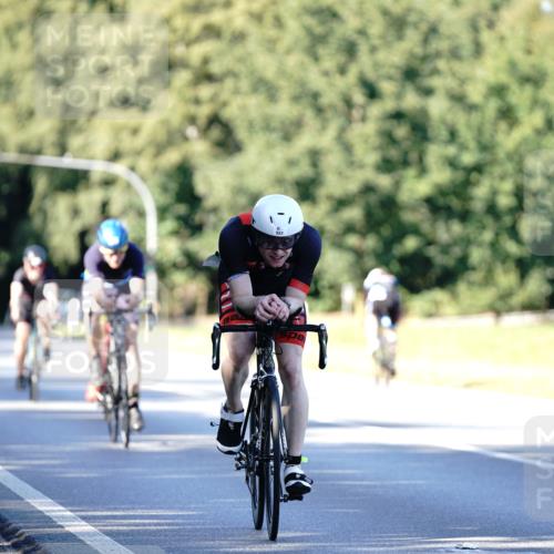 07.09.2025 - 19. Norderstedt Triathlon Michael Burmester http://msf.ph/oto/8844648 07.09.2025 16:01:25 Radfahren 397, 523, 909 meine-sportfotos.de