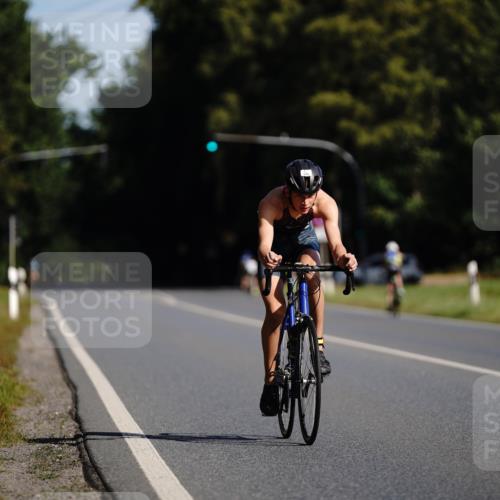 07.09.2025 - 19. Norderstedt Triathlon Michael Burmester http://msf.ph/oto/8844654 07.09.2025 10:38:31 Radfahren 686 meine-sportfotos.de