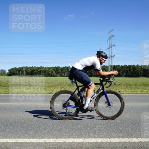 07.09.2025 - 19. Norderstedt Triathlon Michael Burmester http://msf.ph/oto/8844658 07.09.2025 14:52:30 Radfahren 364, 428, 1486, 1502 meine-sportfotos.de