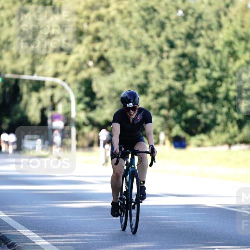 07.09.2025 - 19. Norderstedt Triathlon Michael Burmester http://msf.ph/oto/8844661 07.09.2025 16:01:28 Radfahren 397, 523, 909, 1059 meine-sportfotos.de