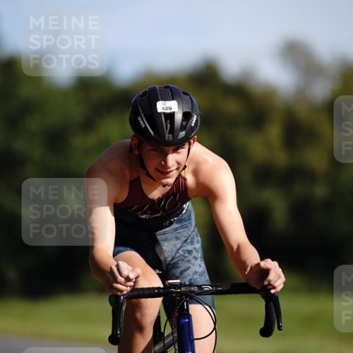 07.09.2025 - 19. Norderstedt Triathlon Michael Burmester http://msf.ph/oto/8844663 07.09.2025 10:38:32 Radfahren 686 meine-sportfotos.de