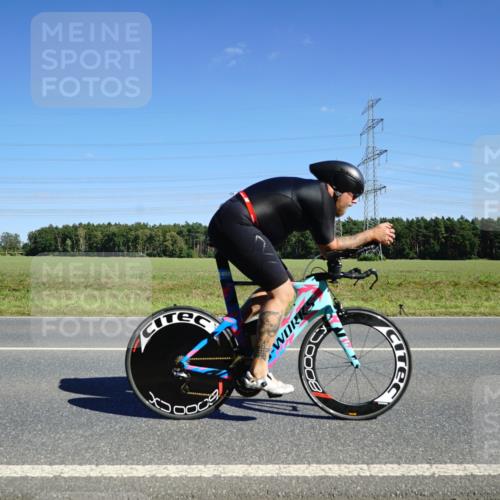 07.09.2025 - 19. Norderstedt Triathlon Michael Burmester http://msf.ph/oto/8844664 07.09.2025 14:52:37 Radfahren 1459 meine-sportfotos.de