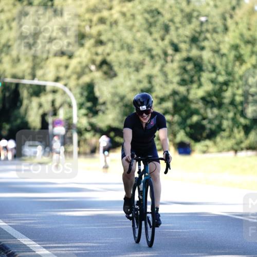 07.09.2025 - 19. Norderstedt Triathlon Michael Burmester http://msf.ph/oto/8844665 07.09.2025 16:01:28 Radfahren 397, 523, 909, 1059 meine-sportfotos.de