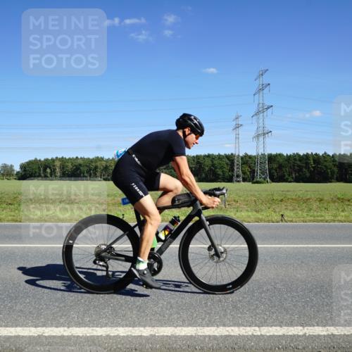 07.09.2025 - 19. Norderstedt Triathlon Michael Burmester http://msf.ph/oto/8844738 07.09.2025 14:53:43 Radfahren 373, 917, 1416, 1462 meine-sportfotos.de