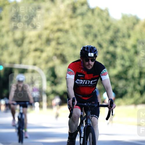 07.09.2025 - 19. Norderstedt Triathlon Michael Burmester http://msf.ph/oto/8844761 07.09.2025 16:01:48 Radfahren 934, 941, 947, 1047 meine-sportfotos.de