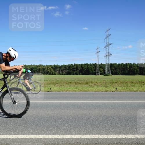 07.09.2025 - 19. Norderstedt Triathlon Michael Burmester http://msf.ph/oto/8844764 07.09.2025 14:53:54 Radfahren 448, 1000, 1493 meine-sportfotos.de