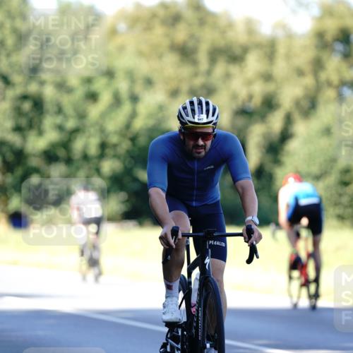07.09.2025 - 19. Norderstedt Triathlon Michael Burmester http://msf.ph/oto/8844769 07.09.2025 16:01:50 Radfahren 934, 947, 1474 meine-sportfotos.de