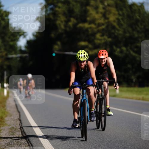 07.09.2025 - 19. Norderstedt Triathlon Michael Burmester http://msf.ph/oto/8844783 07.09.2025 10:40:18 Radfahren 64, 637, 678 meine-sportfotos.de