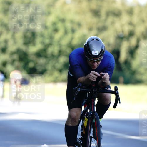 07.09.2025 - 19. Norderstedt Triathlon Michael Burmester http://msf.ph/oto/8844885 07.09.2025 16:02:14 Radfahren 380 meine-sportfotos.de